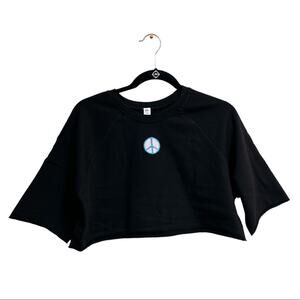 Black Cropped Peace Short-sleeve Raw Hem Sweatshirt